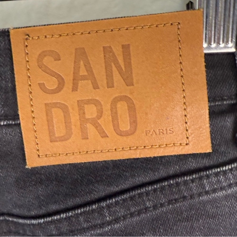 ❤️ SOLD SOLD SOLD 
Sandro Women’s Raw Hem  Black Jeans